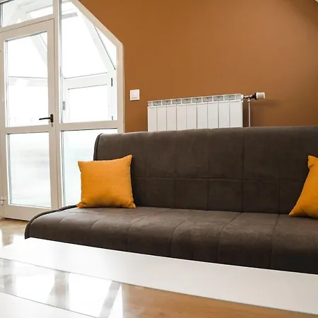 Miadora - Apartma Bela Storklja *